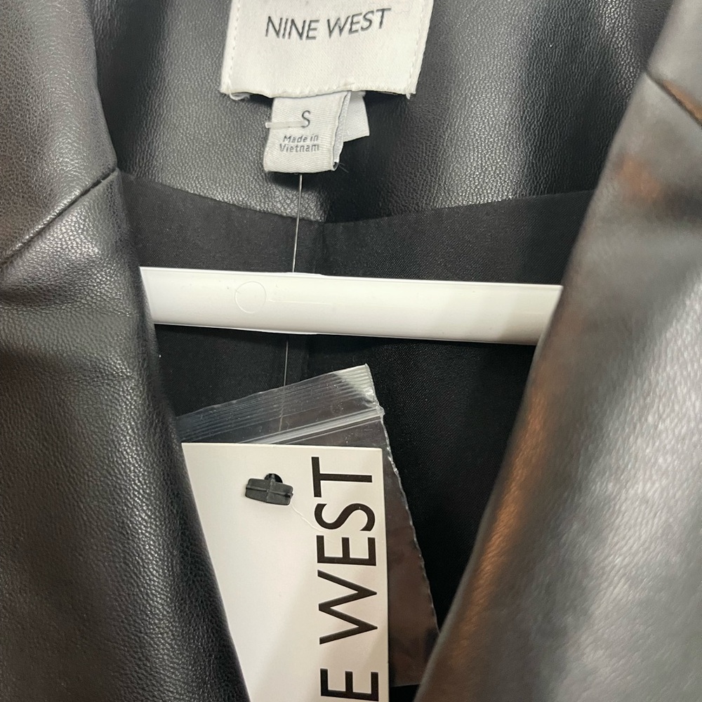 Nine West Black Fitted imitation leather Blazer Jacket size small women’s NWT - Picture 10 of 12